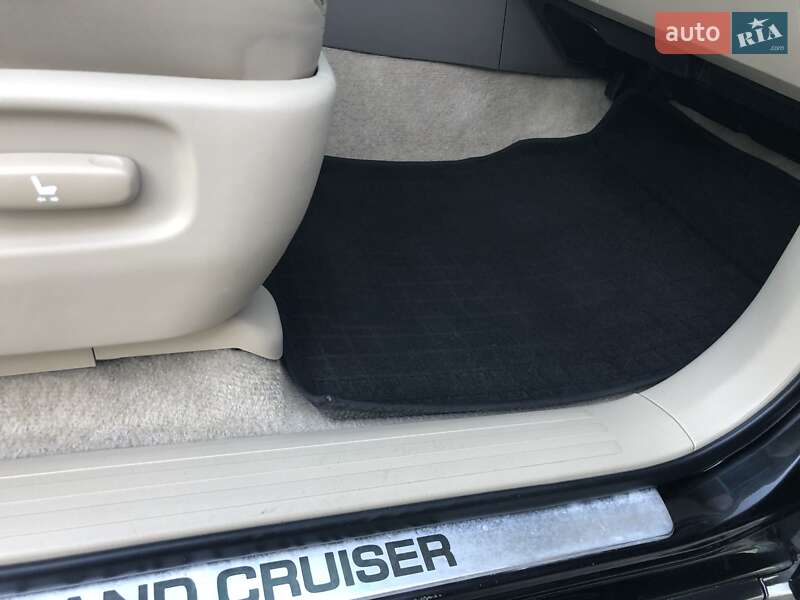 Позашляховик / Кросовер Toyota Land Cruiser Prado 2008 в Кривому Розі