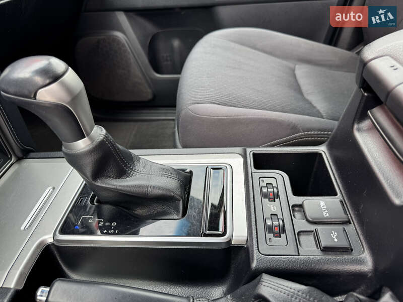 Внедорожник / Кроссовер Toyota Land Cruiser Prado 2021 в Киеве