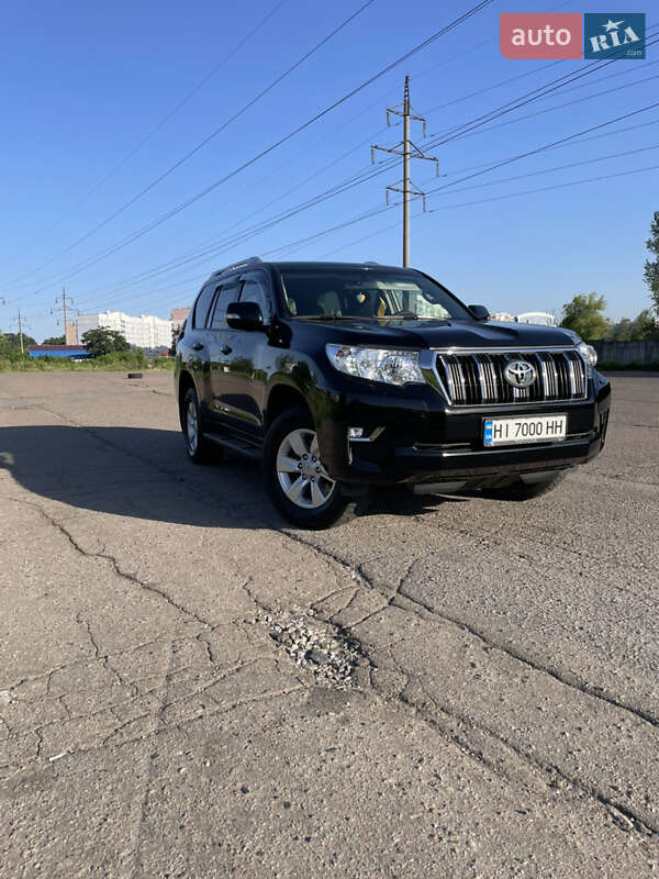 Внедорожник / Кроссовер Toyota Land Cruiser Prado 2019 в Полтаве
