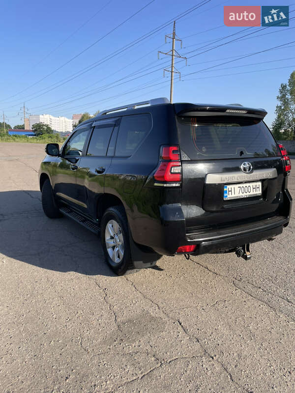 Внедорожник / Кроссовер Toyota Land Cruiser Prado 2019 в Полтаве