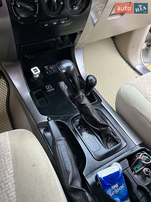 Позашляховик / Кросовер Toyota Land Cruiser Prado 2004 в Іршаві