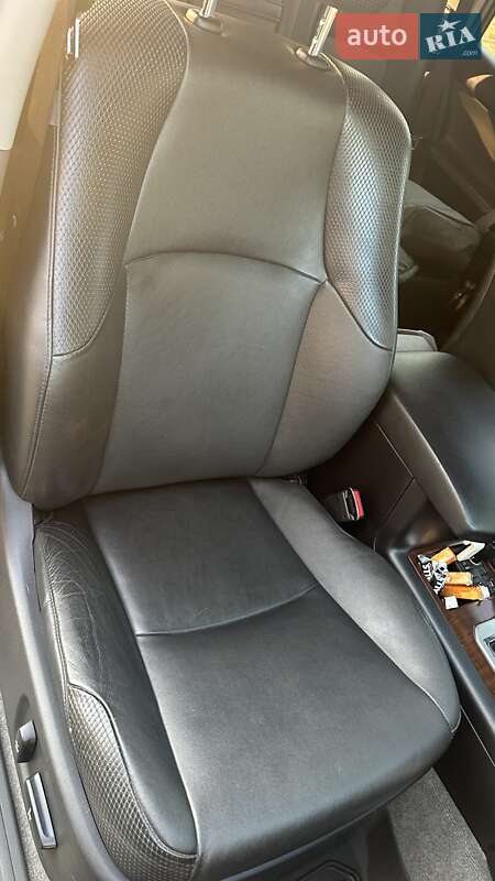 Позашляховик / Кросовер Toyota Land Cruiser Prado 2013 в Києві