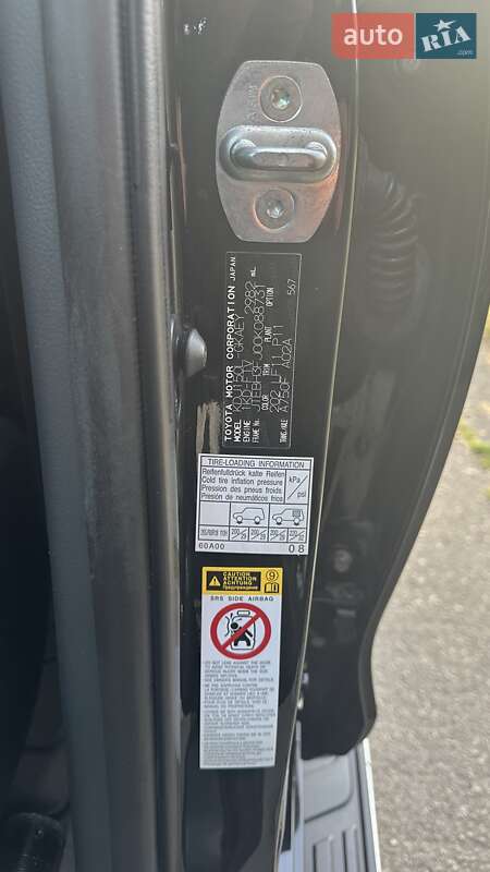 Позашляховик / Кросовер Toyota Land Cruiser Prado 2013 в Києві