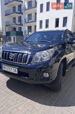 Позашляховик / Кросовер Toyota Land Cruiser Prado 2011 в Одесі