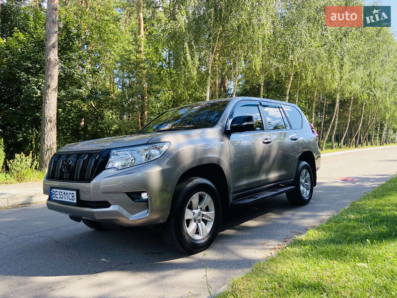 Позашляховик / Кросовер Toyota Land Cruiser Prado 2018 в Києві