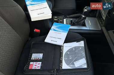 Внедорожник / Кроссовер Toyota Land Cruiser Prado 2020 в 
