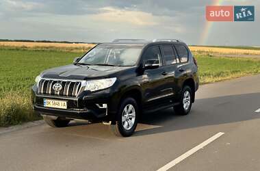 Позашляховик / Кросовер Toyota Land Cruiser Prado 2018 в Рівному