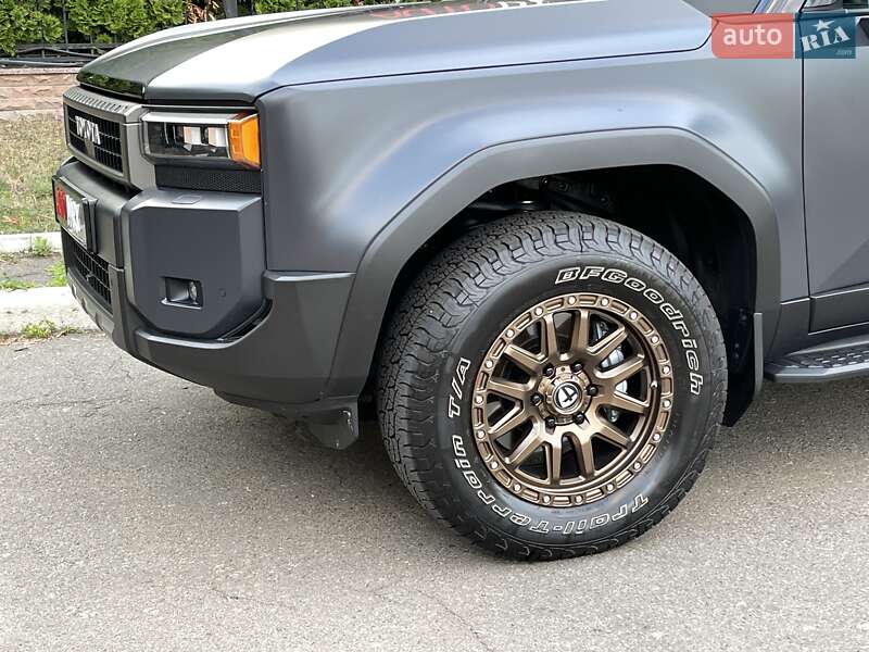 Внедорожник / Кроссовер Toyota Land Cruiser Prado 2024 в Киеве