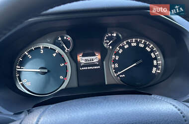 Внедорожник / Кроссовер Toyota Land Cruiser Prado 2020 в 