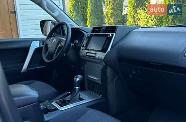 Внедорожник / Кроссовер Toyota Land Cruiser Prado 2020 в 