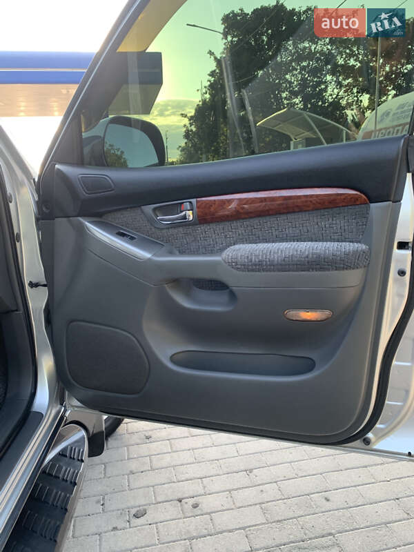 Внедорожник / Кроссовер Toyota Land Cruiser Prado 2007 в Днепре