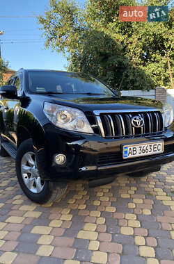 Внедорожник / Кроссовер Toyota Land Cruiser Prado 2012 в 