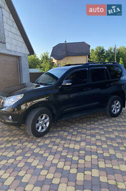 Внедорожник / Кроссовер Toyota Land Cruiser Prado 2012 в 