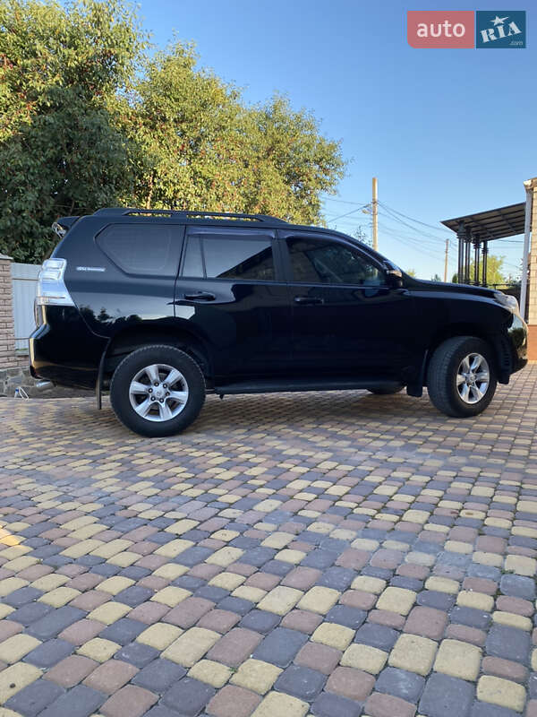 Внедорожник / Кроссовер Toyota Land Cruiser Prado 2012 в Хмельнике