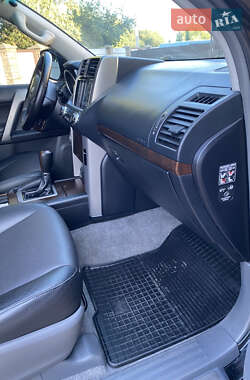 Внедорожник / Кроссовер Toyota Land Cruiser Prado 2012 в 