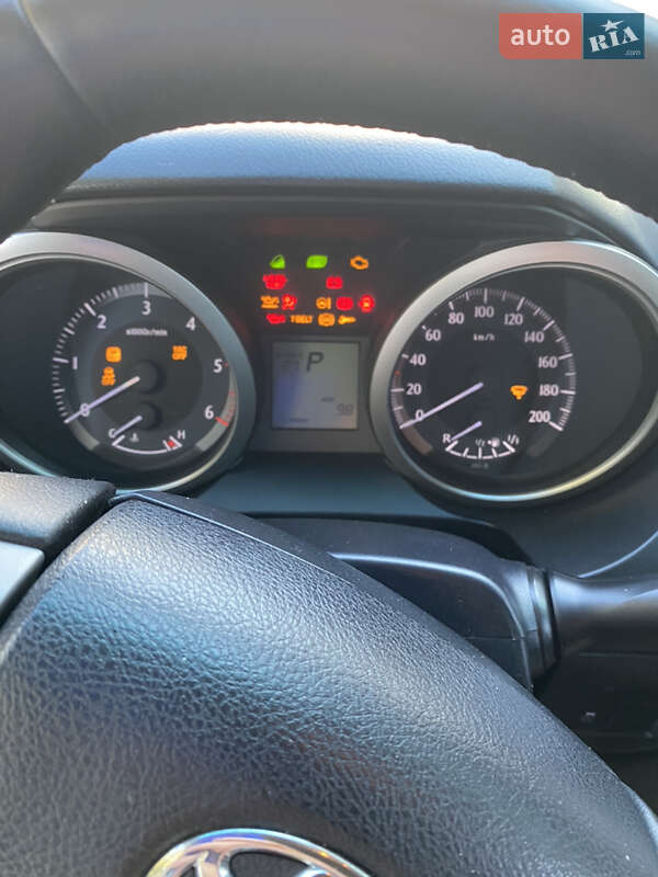 Внедорожник / Кроссовер Toyota Land Cruiser Prado 2012 в Хмельнике