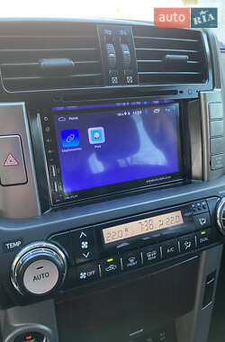 Внедорожник / Кроссовер Toyota Land Cruiser Prado 2012 в 