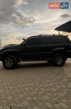 Внедорожник / Кроссовер Toyota Land Cruiser Prado 2005 в 