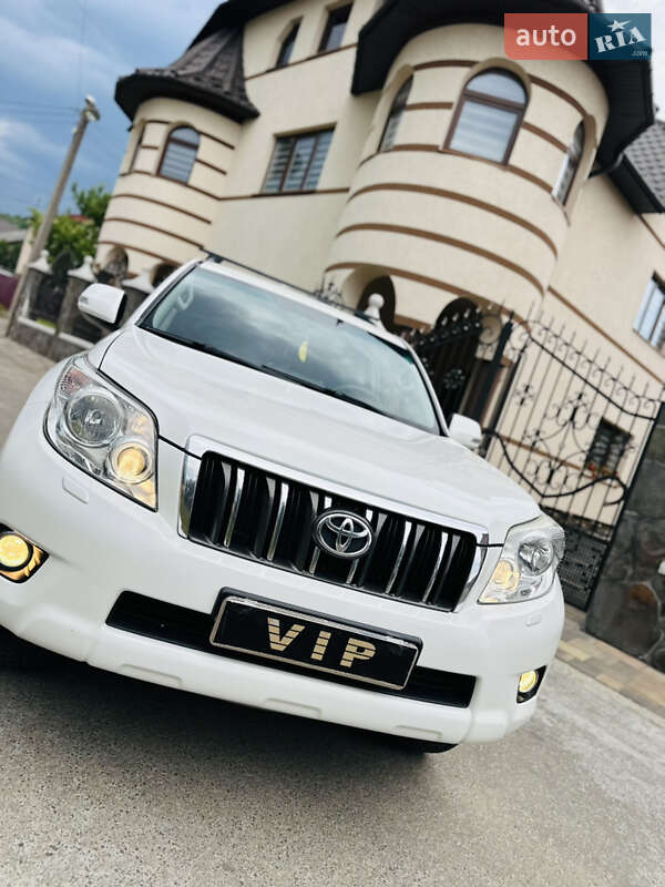 Позашляховик / Кросовер Toyota Land Cruiser Prado 2012 в Нижній Апші