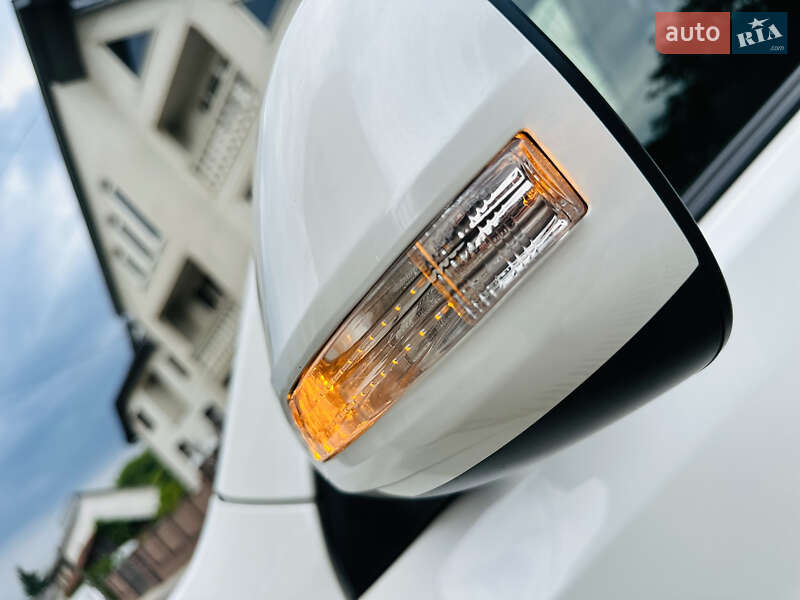 Позашляховик / Кросовер Toyota Land Cruiser Prado 2012 в Нижній Апші