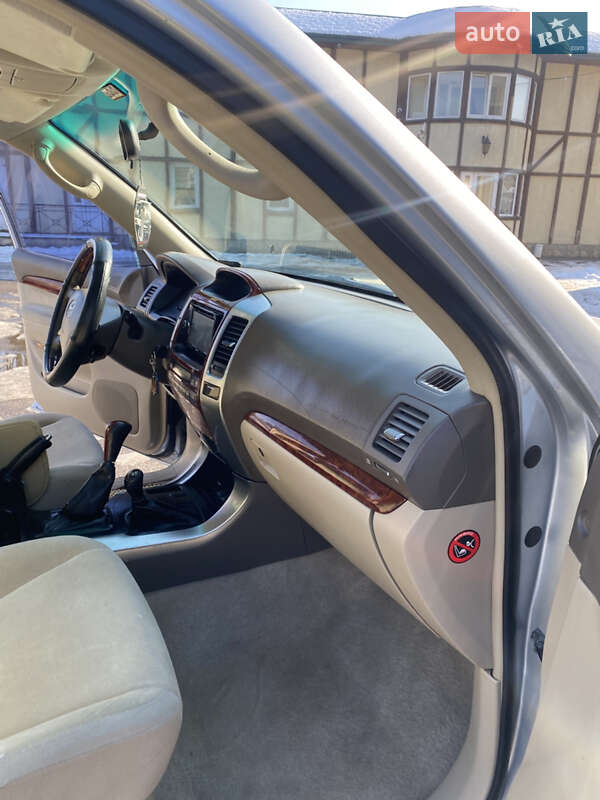 Внедорожник / Кроссовер Toyota Land Cruiser Prado 2006 в Борисполе