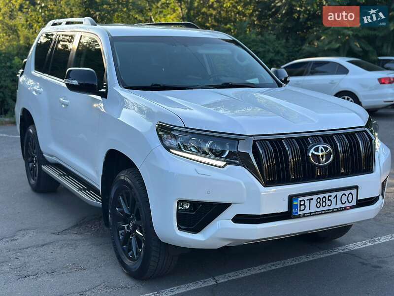 Toyota Land Cruiser Prado 2021