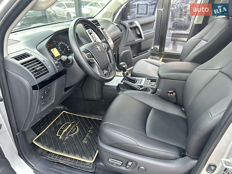 Внедорожник / Кроссовер Toyota Land Cruiser Prado 2019 в Харькове фото 14 Внедорожник / Кроссовер Toyota Land Cruiser Prado 2019 в Харькове