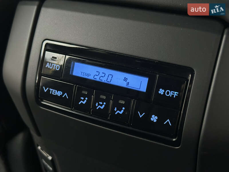 Внедорожник / Кроссовер Toyota Land Cruiser Prado 2019 в Харькове фото 20 Внедорожник / Кроссовер Toyota Land Cruiser Prado 2019 в Харькове