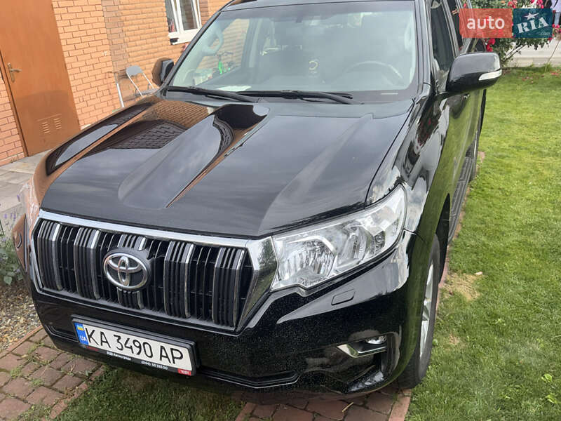 Позашляховик / Кросовер Toyota Land Cruiser Prado 2020 в Києві