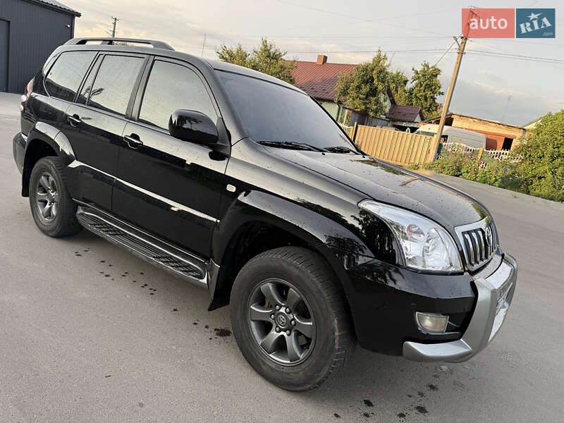 Внедорожник / Кроссовер Toyota Land Cruiser Prado 2007 в Ровно