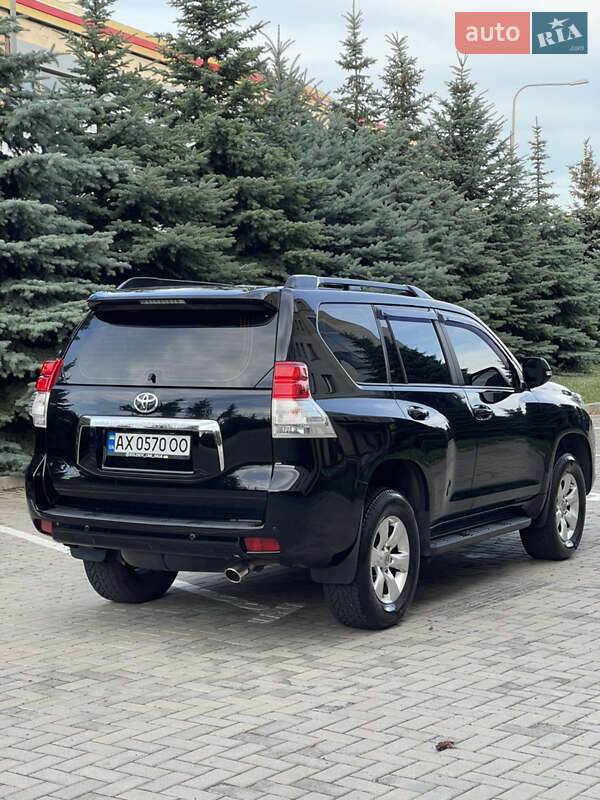 Внедорожник / Кроссовер Toyota Land Cruiser Prado 2011 в Харькове фото 19 Внедорожник / Кроссовер Toyota Land Cruiser Prado 2011 в Харькове