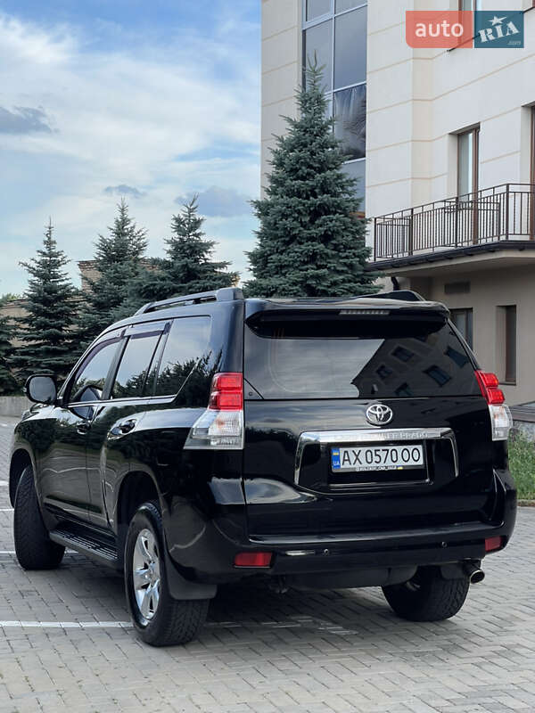 Внедорожник / Кроссовер Toyota Land Cruiser Prado 2011 в Харькове фото 39 Внедорожник / Кроссовер Toyota Land Cruiser Prado 2011 в Харькове