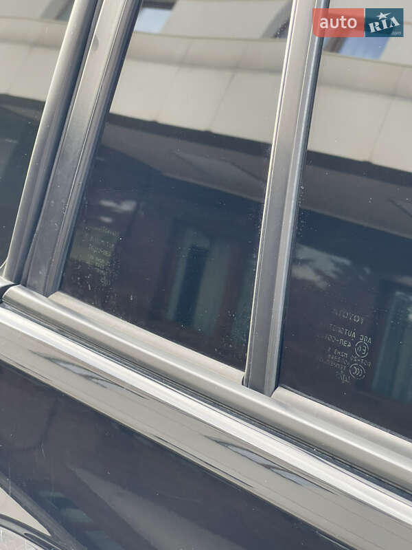 Внедорожник / Кроссовер Toyota Land Cruiser Prado 2011 в Харькове фото 97 Внедорожник / Кроссовер Toyota Land Cruiser Prado 2011 в Харькове