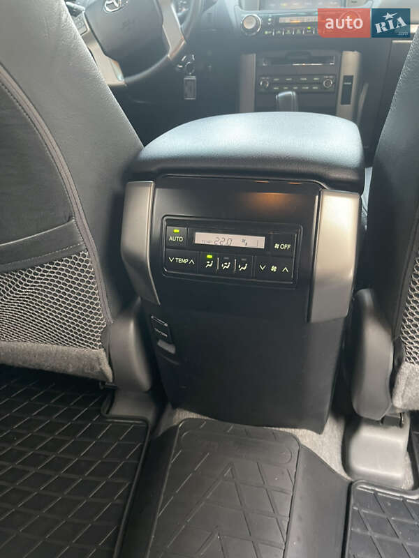 Внедорожник / Кроссовер Toyota Land Cruiser Prado 2011 в Харькове фото 130 Внедорожник / Кроссовер Toyota Land Cruiser Prado 2011 в Харькове