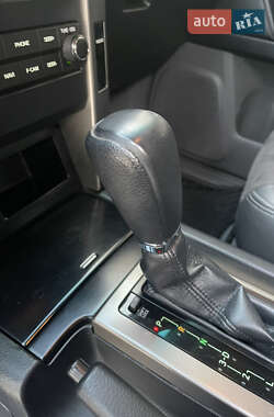 Внедорожник / Кроссовер Toyota Land Cruiser Prado 2011 в 