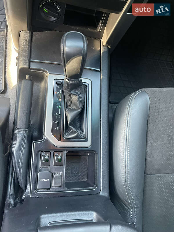 Внедорожник / Кроссовер Toyota Land Cruiser Prado 2011 в Харькове фото 192 Внедорожник / Кроссовер Toyota Land Cruiser Prado 2011 в Харькове