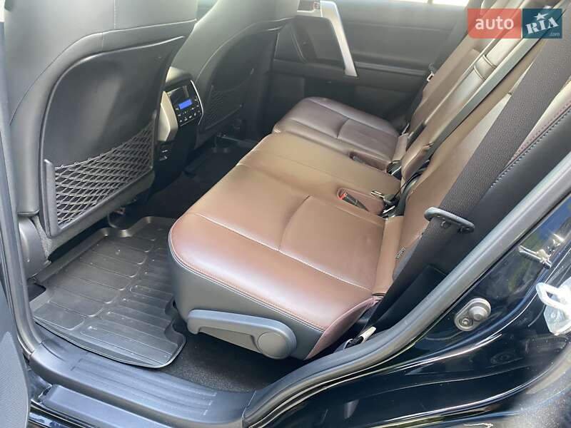 Внедорожник / Кроссовер Toyota Land Cruiser Prado 2019 в Зенькове