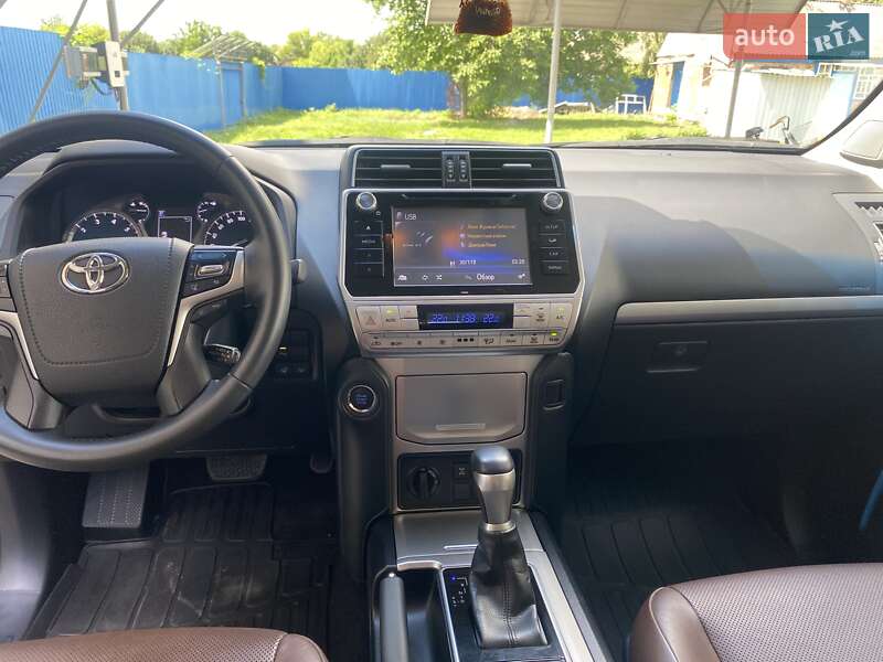 Внедорожник / Кроссовер Toyota Land Cruiser Prado 2019 в Зенькове