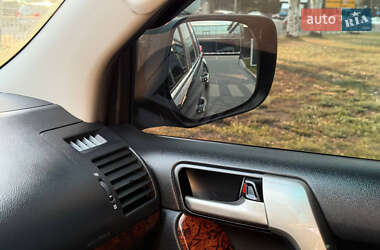 Внедорожник / Кроссовер Toyota Land Cruiser Prado 2010 в 