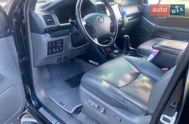 Внедорожник / Кроссовер Toyota Land Cruiser Prado 2009 в 