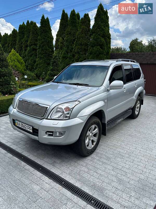Внедорожник / Кроссовер Toyota Land Cruiser Prado 2007 в 