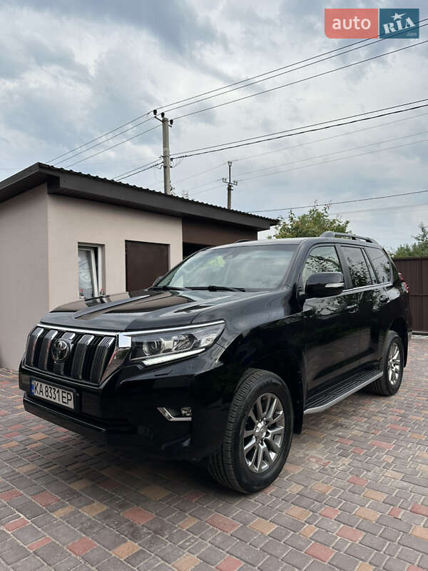 Toyota Land Cruiser Prado 2019