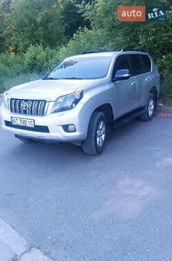 Позашляховик / Кросовер Toyota Land Cruiser Prado 2010 в Івано-Франківську