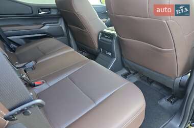 Позашляховик / Кросовер Toyota Land Cruiser Prado 2025 в 
