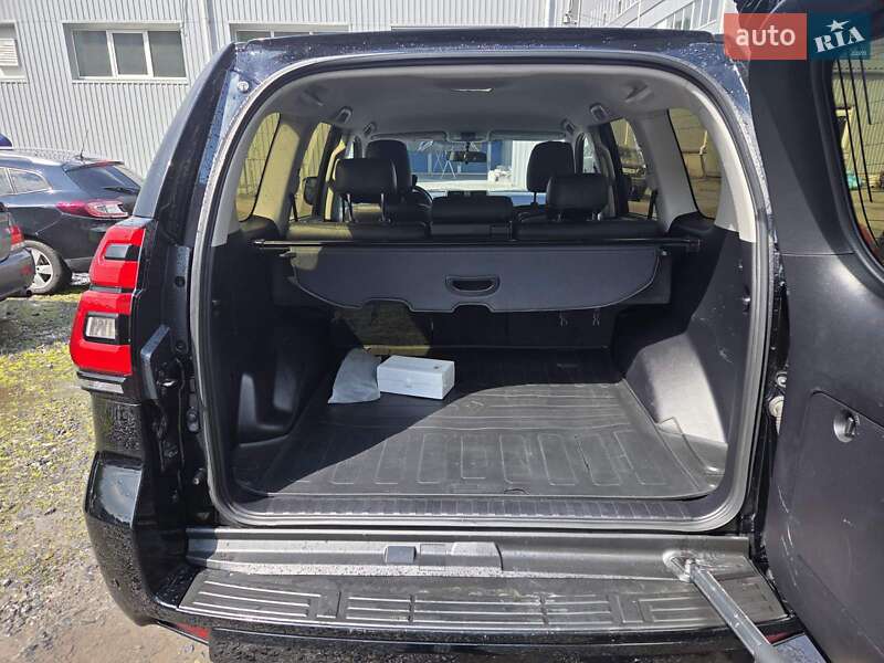 Позашляховик / Кросовер Toyota Land Cruiser Prado 2019 в Хмельницькому фото 3 Позашляховик / Кросовер Toyota Land Cruiser Prado 2019 в Хмельницькому