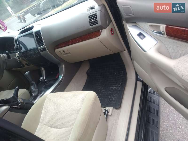 Позашляховик / Кросовер Toyota Land Cruiser Prado 2005 в Білій Церкві