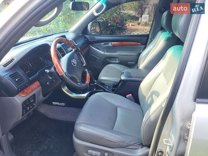 Внедорожник / Кроссовер Toyota Land Cruiser Prado 2006 в Ровно фото 30 Внедорожник / Кроссовер Toyota Land Cruiser Prado 2006 в Ровно
