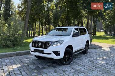 Toyota Land Cruiser Prado 2021