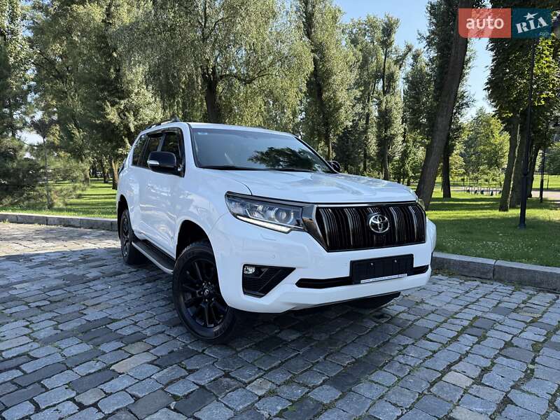 Внедорожник / Кроссовер Toyota Land Cruiser Prado 2021 в Киеве фото 18 Внедорожник / Кроссовер Toyota Land Cruiser Prado 2021 в Киеве
