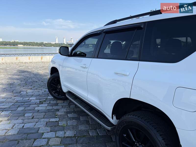 Внедорожник / Кроссовер Toyota Land Cruiser Prado 2021 в Киеве фото 47 Внедорожник / Кроссовер Toyota Land Cruiser Prado 2021 в Киеве